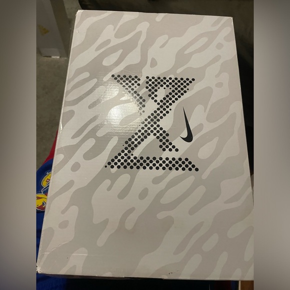 Nike PG 5 Daughters Green Glow Size 12 - Picture 8 of 10